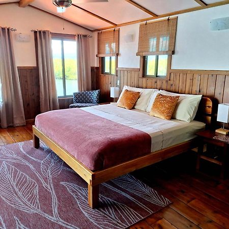 The Sunsetter Bed & Breakfast Bocas del Toro Exterior photo
