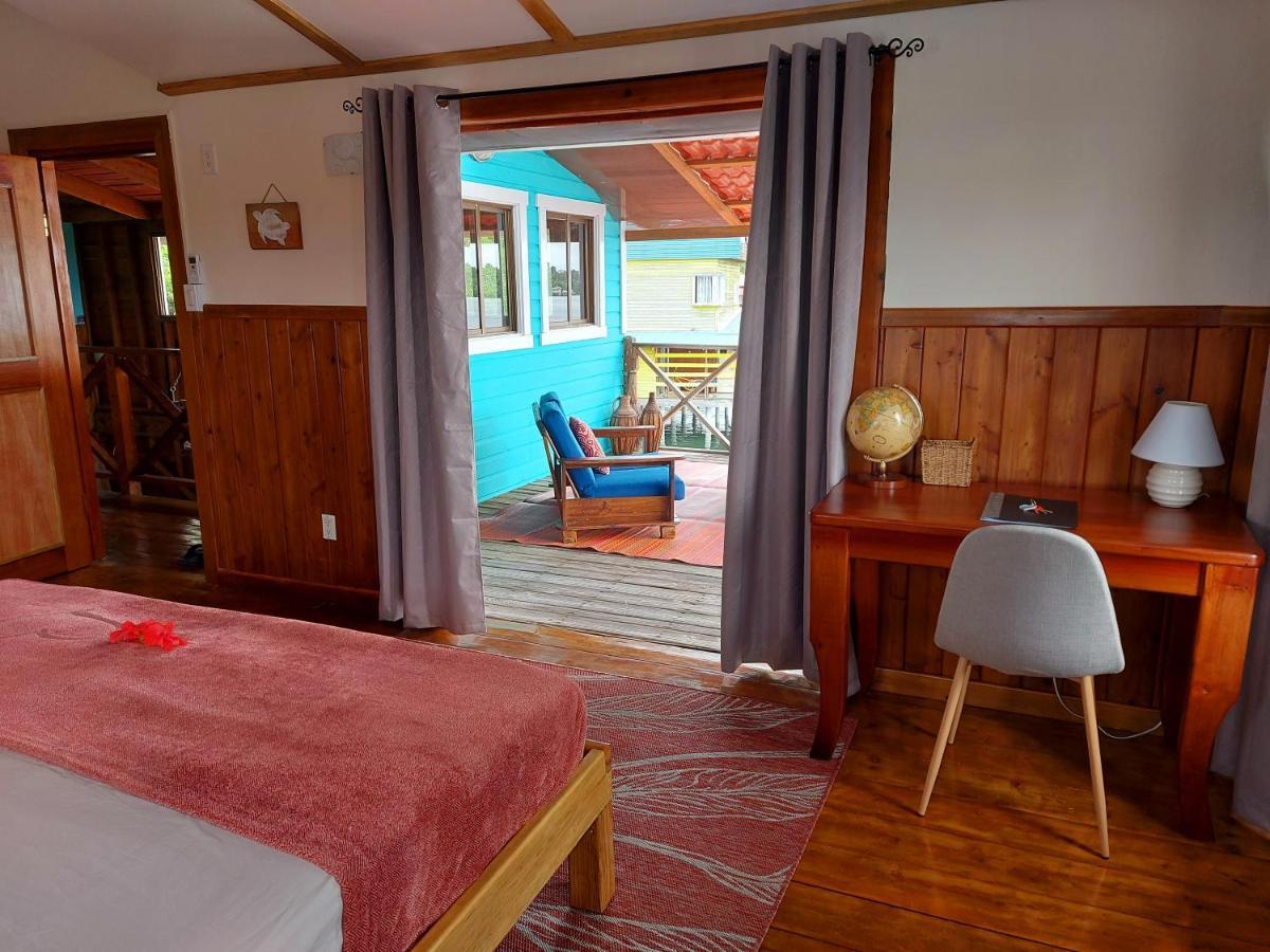 The Sunsetter Bed & Breakfast Bocas del Toro Exterior photo