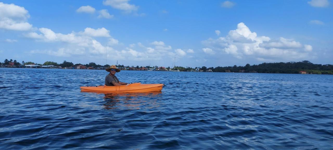 The Sunsetter Bed & Breakfast Bocas del Toro Exterior photo