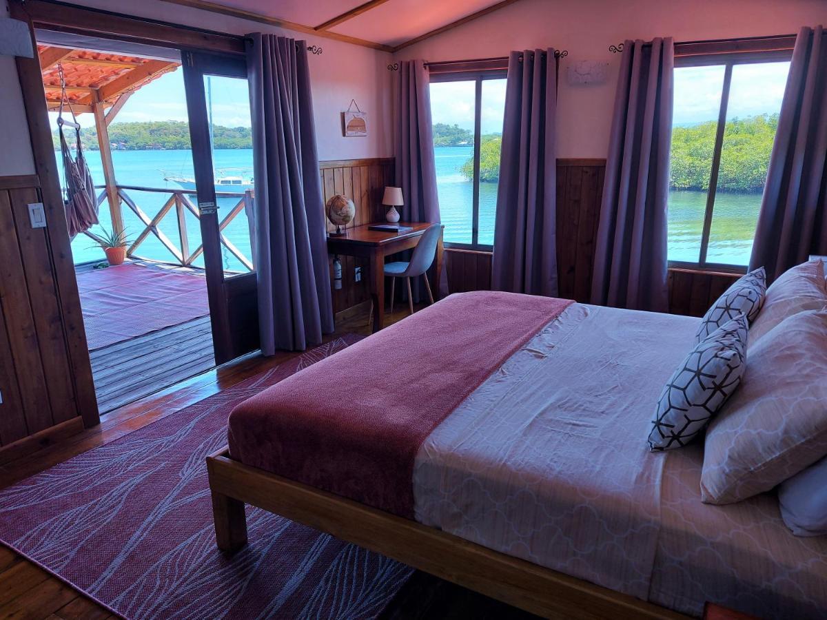 The Sunsetter Bed & Breakfast Bocas del Toro Exterior photo
